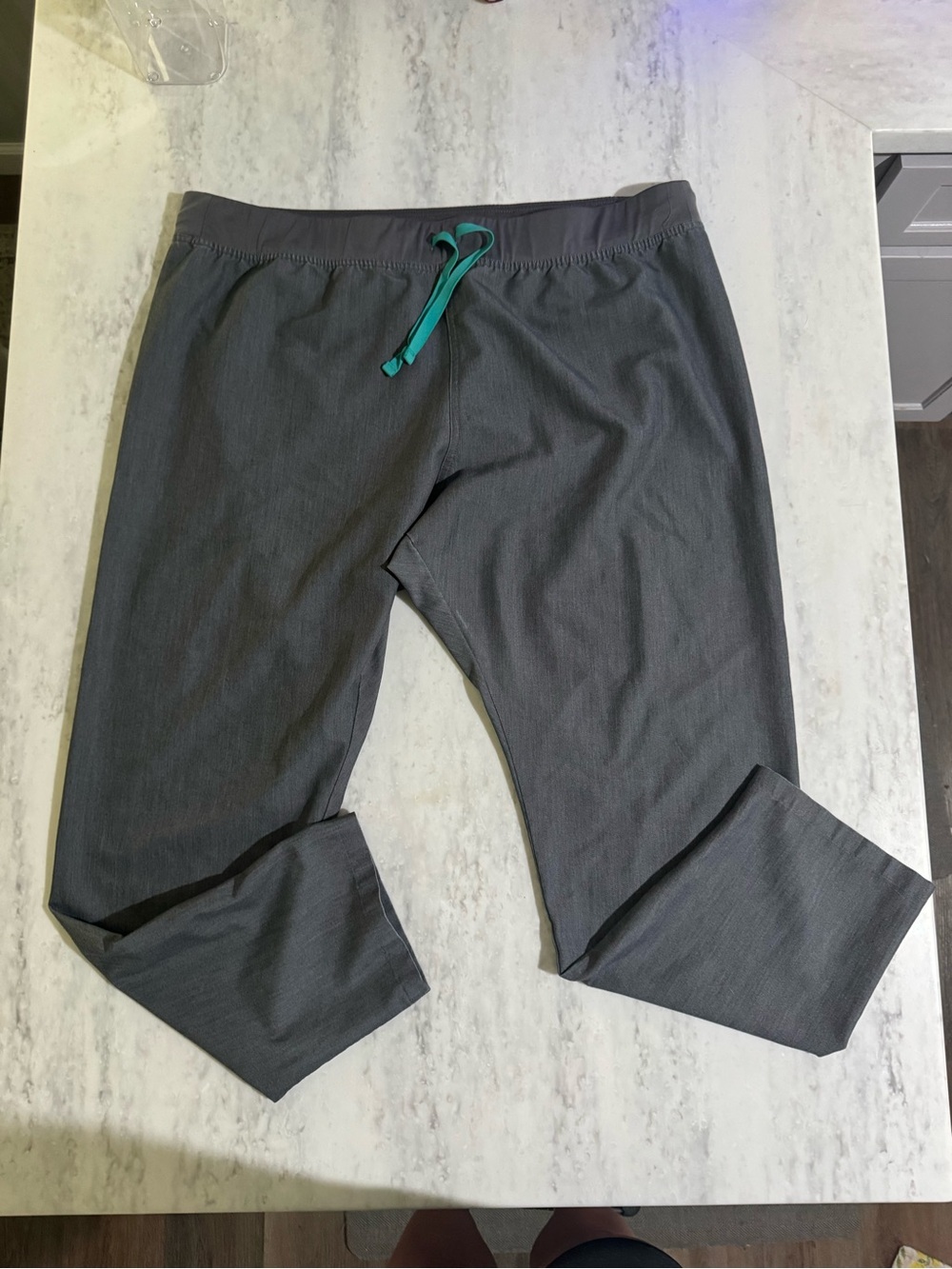 Figs Graphite Livingston Scrub Bottoms with Teal Drawstring size XXL Petite